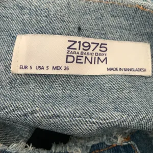 Zara Blue Jean Button Down Knee Length Denim Midi Duster Dress thumbnail 4