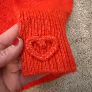 Ae Whoa So Soft Valentine'S Day Crew Neck Sweater! thumbnail 2