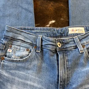 AG JEANS Saige Crop High Rise straight Leg‎ Jeans Size 28 Light Wash thumbnail 2