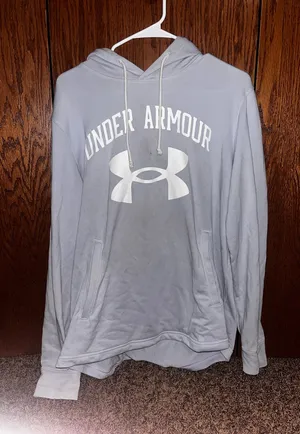 Women’s Under Armour Sweatshirt thumbnail 1