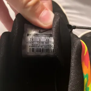 Nike Kevin Durant Shoes thumbnail 3