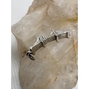 Vintage Silver Tone Golden Gate Bridge San Francisco Souvenir Charm Pendant thumbnail 3