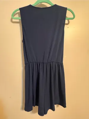 BCBGeneration Sleeveless V-Neck‎ Faux Wrap Romper Women's XS thumbnail 4
