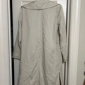 Abercrombie Women's Beige Trench Coat thumbnail 3