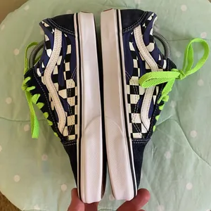 Vans Old Skool Blue / Black Checkered shoes Women’s size 7.5 / Mens size 6 thumbnail 6