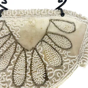 Vintage Hand Beaded Art Deco Clutch Wristlet Half Moon Shell Shape Ivory Bell thumbnail 5