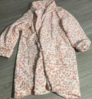 Robe Pink thumbnail 1