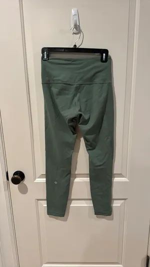Lululemon Leggings thumbnail 2