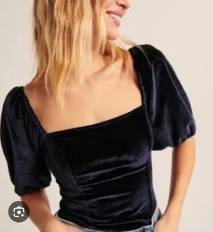 Abercrombie & Fitch Navy Blue Velvet Square Neck Puff Sleeve Crop Top Small thumbnail 1