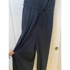 Athleta Savannah Jumpsuit Womens 0 Black Sleeveless V Neck Elastic Waist Casual thumbnail 3