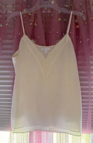 Abound Cream Lace Flowy Tank Top thumbnail 1