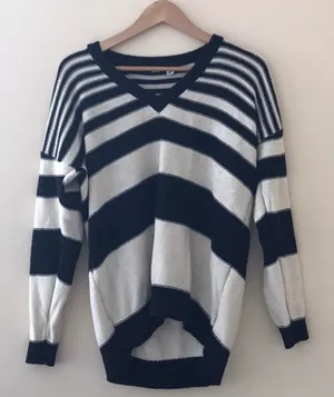 Urban Outfitters BDG Boyfriend Striped Oversized Knit V Neck Long Sweater thumbnail 5