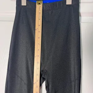 YITTY Lizzo Activewear Set Bra Top Leggings Athletic Workout Gym Blue Trim XS thumbnail 9