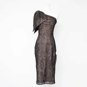 Dress The Population - Tiffany One-Shoulder Lace Midi Dress‎ thumbnail 7