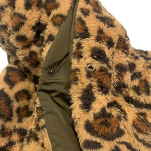 Steve Madden Reversible Puffer‎ Scarf Womens OS Olive Leopard Faux Fur Mob Wife thumbnail 6