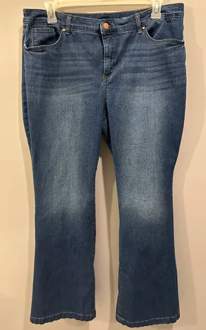 Flare Jeans thumbnail 1