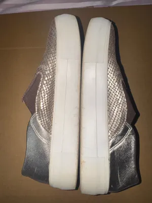 Vince Camuto Women's Gold Metallic Snakeskin Slip-On Sneakers size 7 thumbnail 4
