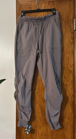 Beyond The Studio Lululemon Joggers thumbnail 1