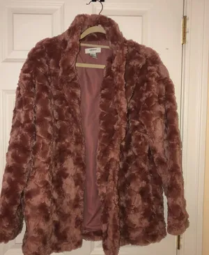 pink fur coat thumbnail 1