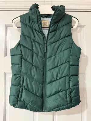 SO Women's Quilted Puffer Vest in Forest Green thumbnail 1
