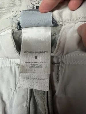 The North Face Women's Straight Leg Cargo Pants in Khaki thumbnail 8
