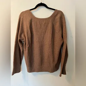 Old Navy Sweater thumbnail 2