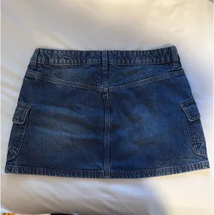 H&M Cargo Denim Skirt thumbnail 2