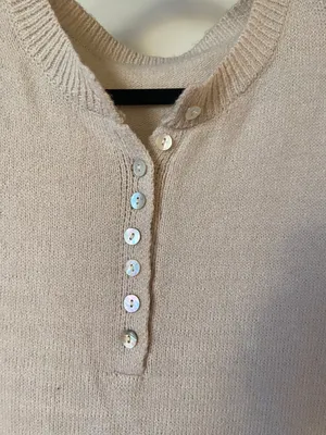 Boutique Oversized Tan Sweater Size M thumbnail 2