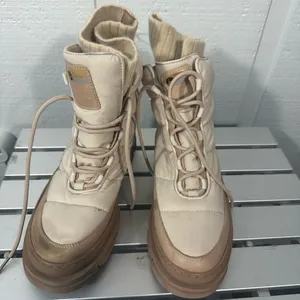 Sam Edelman Tabitha Puffer Lace Up Boot Size 9.5 NWOT thumbnail 4