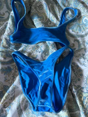 Triangl Blue Velvet Bikini thumbnail 5