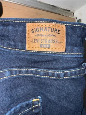 Signature by Levi Strauss Women’s Plus Size Skinny Jeans in Dark Indigo thumbnail 5