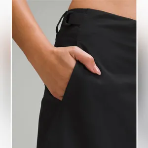 Lululemon NWT Wrap-Front Mid-Rise Golf Skirt / BLACK thumbnail 4