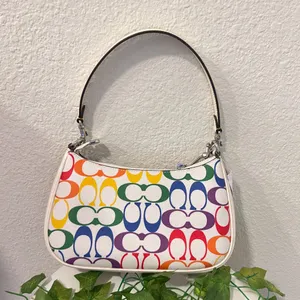 coach Teri Shoulder Bag In Rainbow Signature Canvas CA176 thumbnail 4