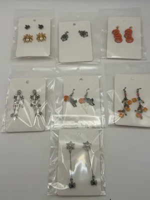 7 Pair Halloween Earrings Lot Spiders Skeletons Pumpkins Ghosts Candy Corn Multiple thumbnail 1