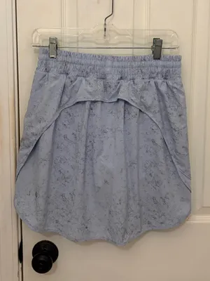 Lululemon Hotty Hot High Rise Skirt in Gravel Dust Pastel Blue thumbnail 8