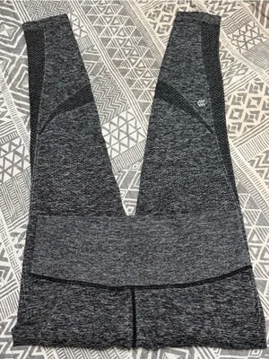 All in Motion High Rise Breathable Knit Leggings Heather Gray Size Large thumbnail 2