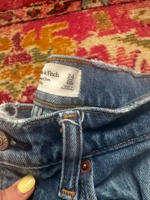 Abercrombie 90s Relaxed High-Rise thumbnail 3