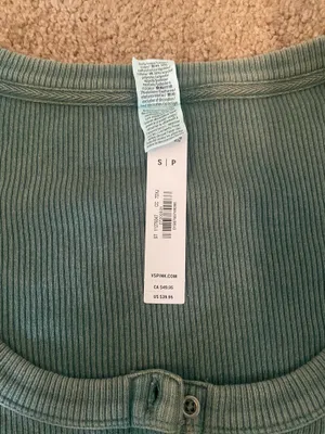 Victoria’s Secret Ribbed Long Sleeve thumbnail 4