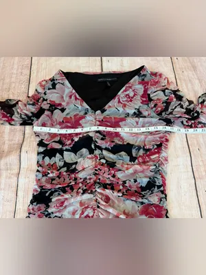 White House Black Market Coquette Floral Dainty Sheer Blouse Top, Sz Medium thumbnail 5