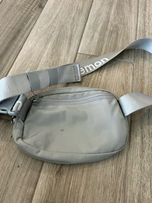 Lululemon Belt Bag thumbnail 5