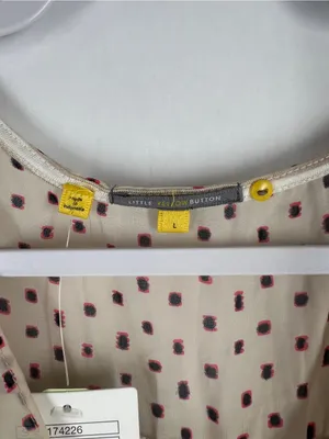 Anthropologie‎ Neutral Beige & White Striped V‑Neck Tee thumbnail 4