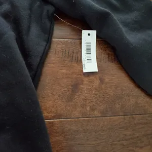 Black basic hoodie size small women's new with tags by Amazon essential thumbnail 2