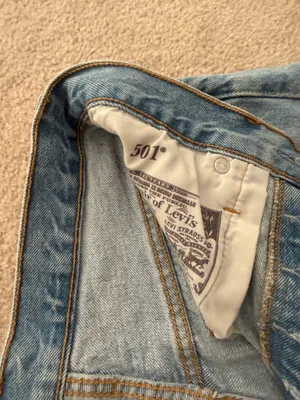 Levi’s 501 Shorts Denim Button Fly Cut-Off thumbnail 3