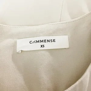 Commense Metal Detail Geometric Button Split Sleeveless Vest Top Apricot XS thumbnail 2