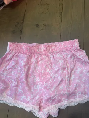 VS PINK LoveShackFancy Size XXS Pink Bow Shorts Lace Trim NWT Coquette thumbnail 3