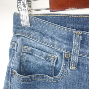 Old Navy 4S 29x29 Curvy Profile Mid-Rise Jeans thumbnail 7