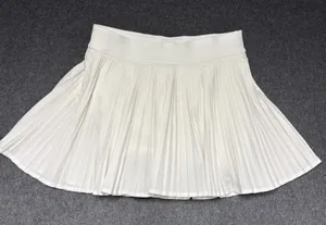 Lululemon Tiered Pleats Tennis Skirt Sz 4 White High Rise Skorts Athletic Shorts thumbnail 1