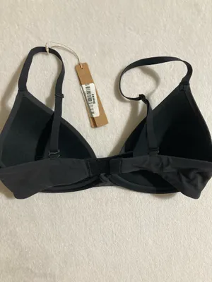 SKIMS Plunge Bra 32D thumbnail 3