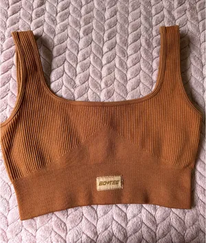 Bo+Tee Seamless Ribbed Sports Bra thumbnail 1