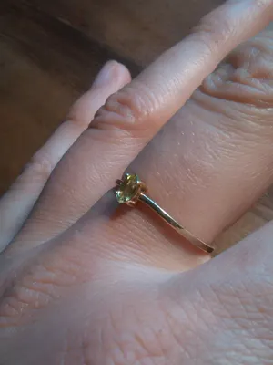 Peridot Oval Solitaire 14K Yellow Gold Over Sterling Silver Ring (Size 9) thumbnail 9
